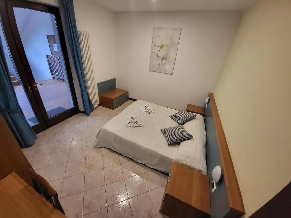 Aparthotel Residence Villa Margherita Brenzone sul Garda