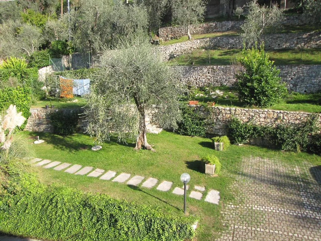 Residence Villa Margherita Brenzone sul Garda Aparthotel