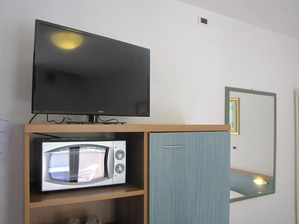 Residence Villa Margherita Brenzone sul Garda Italy
