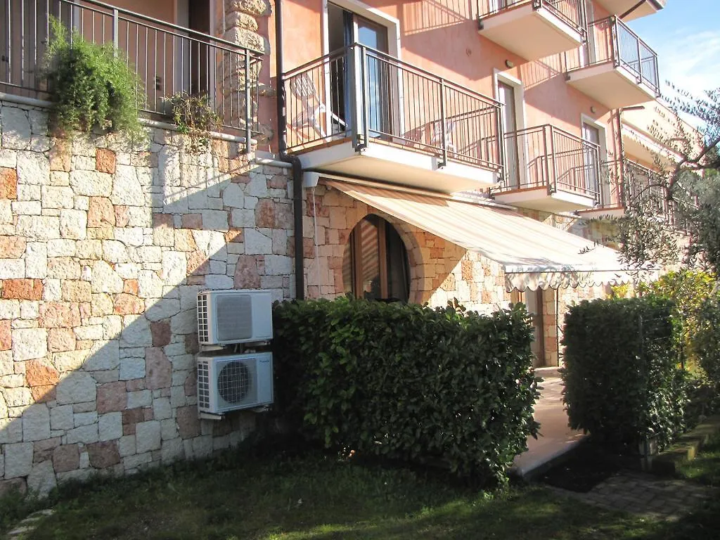 Residence Villa Margherita Brenzone sul Garda Aparthotel